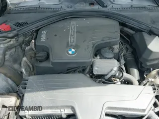 2015 BMW 3 Series 320i xDrive с VIN WBA3C3G59FNT51053, выставлен на аукционе IAAI как лот 42648161 с пробегом 133 937 миль миль и . История ставок и продаж доступна на DreamBid. Изображение 19.