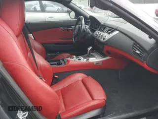 2016 BMW Z4 sDrive35i with VIN WBALM7C5XGJ799319, listed as a IAAI auction lot 41786542 with 73,906 mi miles. Bid and sale history available at carsss.com. Image 5.