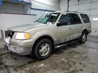 2004 Ford Expedition Special Service with VIN 1FMFU16L94LA26618, listed as a Copart auction lot 44273135 with 140,546 mi miles and Salvage Title. Bid and sale history available at carsss.com. Image 1.