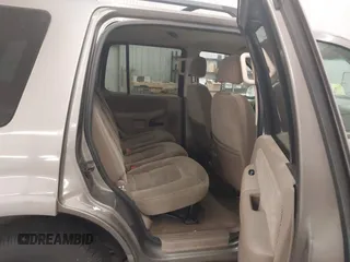 2002 Ford Explorer XLT z VIN 1FMZU73K92ZC68685, wystawiony jako IAAI lot #42710648 z przebiegiem 223 924 mil mil oraz . Historia ofert i sprzedaży dostępna na DreamBid. Obrazek 8.