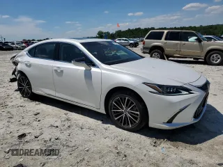 2022 Lexus ES 350 with VIN 58ADZ1B19NU136330, listed as a Copart auction lot 56100575 with 10,335 mi miles and Salvage title. Bid and sale history available at DreamBid. Image 4.