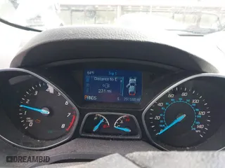2015 Ford Escape SE with VIN 1FMCU0GX6FUA94161, listed as a IAAI auction lot 41976460 with 261,088 mi miles. Bid and sale history available at carsss.com. Image 7.