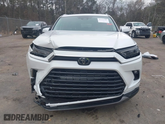 2024 Toyota Highlander XLE z VIN 5TDAAAA57RS001044, wystawiony jako IAAI lot #41132787 z przebiegiem 18 654 mil mil oraz . Historia ofert i sprzedaży dostępna na DreamBid. Obrazek 13.