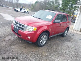 2008 Ford Escape XLT with VIN 1FMCU03108KC25584, listed as a IAAI auction lot 41945050 with 1 mi miles. Bid and sale history available at carsss.com. Image 2.