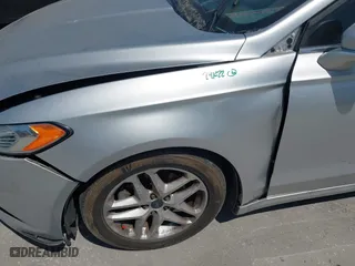2016 Ford Fusion SE with VIN 3FA6P0H70GR275181, listed as a IAAI auction lot 42117448 with 111,446 mi miles. Bid and sale history available at carsss.com. Image 21.