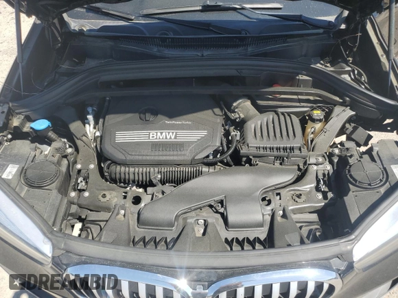 2021 BMW X1 xDrive28i z VIN WBXJG9C07M5S73464, wystawiony jako Copart lot #50374525 z przebiegiem 117 828 mil mil oraz Tytuł czysty. Historia ofert i sprzedaży dostępna na DreamBid. Obrazek 13.