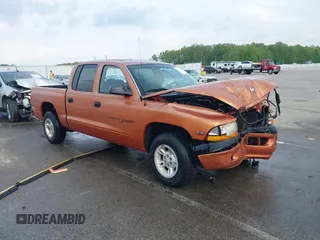 2000 Dodge Dakota Sport с VIN 1B7GL2AX6YS624270, выставлен на аукционе IAAI как лот 42115234 с пробегом 187 410 миль миль и . История ставок и продаж доступна на DreamBid. Изображение 1.