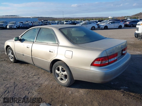 2001 Lexus ES 300 with VIN JT8BF28G610307385, listed as a IAAI auction lot 41383052 with 191,419 mi miles and . Bid and sale history available at DreamBid. Image 3.
