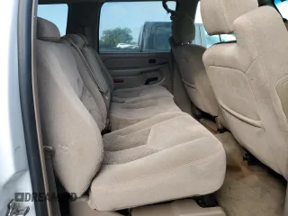 2006 Chevrolet Suburban LS with VIN 1GNEC16Z26J103424, listed as a Copart auction lot 77138094 with 234,259 mi miles and Salvage Title. Bid and sale history available at carsss.com. Image 11.