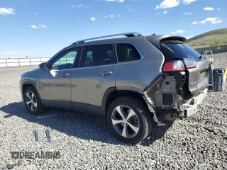 2019 Jeep Cherokee Limited with VIN 1C4PJMDX1KD345527, listed as a Copart auction lot 57636585 with 70,385 mi miles and Salvage title. Bid and sale history available at DreamBid. Image 2.