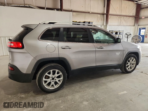 2017 Jeep Cherokee Latitude with VIN 1C4PJLCB3HD232882, listed as a Copart auction lot 63185575 with 126,000 mi miles and Salvage title. Bid and sale history available at DreamBid. Image 3.