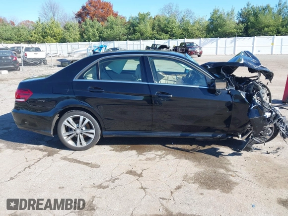 2016 Mercedes-Benz E-Class E 350 Luxury with VIN WDDHF8JB6GB180296, listed as a IAAI auction lot 40766378 with 1 mi miles. Bid and sale history available at carsss.com. Image 13.