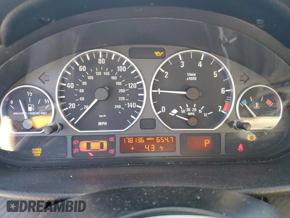 2005 BMW 3 Series 330xi with VIN WBAEW53475PN37055, listed as a Copart auction lot 80079454 with 178,136 mi miles and Salvage Title. Bid and sale history available at DreamBid. Image 9.