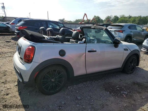 2022 MINI Convertible Cooper S with VIN WMW43DL08N3N99681, listed as a Copart auction lot 67152054 with 0 mi miles and Salvage Title. Bid and sale history available at carsss.com. Image 3.