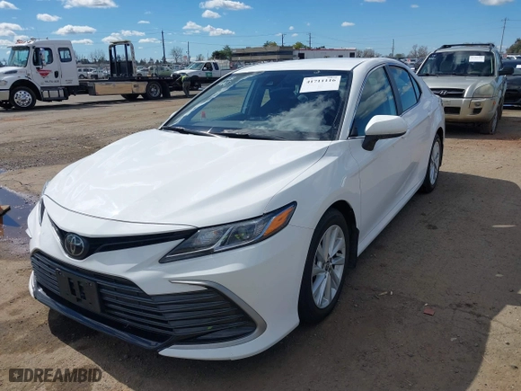 2023 Toyota Camry LE with VIN 4T1C11AK7PU135832, listed as a IAAI auction lot 41711116 with 43,115 mi miles. Bid and sale history available at carsss.com. Image 17.