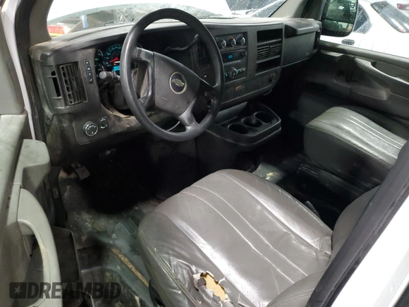 2008 Chevrolet Express Cargo z VIN 1GCFG15X081192544, wystawiony jako Copart lot #41531985 z przebiegiem 116 900 mil mil oraz Szkoda całkowita • Salvage title. Historia ofert i sprzedaży dostępna na DreamBid. Obrazek 8.