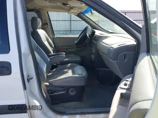 2002 Chevrolet Venture LS 1SC Pkg with VIN 1GNDX03E32D183854, listed as a IAAI auction lot 41763290 with 194,571 mi miles. Bid and sale history available at carsss.com. Image 5.