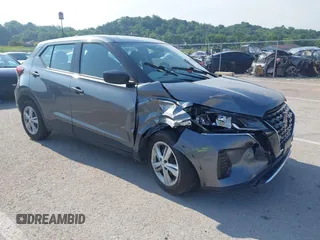 2021 Nissan Kicks S z VIN 3N1CP5BV1ML499126, wystawiony jako IAAI lot #42429512 z przebiegiem 57 720 mil mil oraz . Historia ofert i sprzedaży dostępna na DreamBid. Obrazek 1.