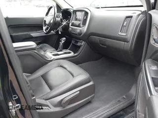 2022 Chevrolet Colorado 2WD LT z VIN 1GCGSCEN7N1164846, wystawiony jako IAAI lot #42159719 z przebiegiem 42 873 mil mil oraz . Historia ofert i sprzedaży dostępna na DreamBid. Obrazek 5.
