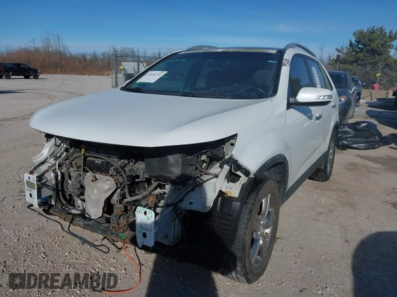 2013 Kia Sorento EX with VIN 5XYKU4A24DG395420, listed as a IAAI auction lot 41424732 with 154,661 mi miles and . Bid and sale history available at carsss.com. Image 6.