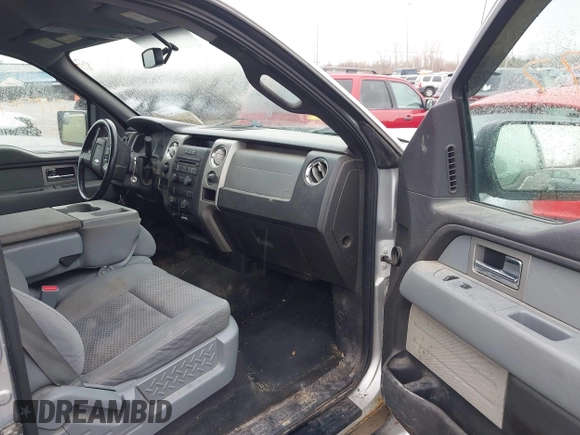 2011 Ford F-150 XLT with VIN 1FTFW1ET1BFC26629, listed as a IAAI auction lot 41748297 with 187,329 mi miles. Bid and sale history available at carsss.com. Image 5.