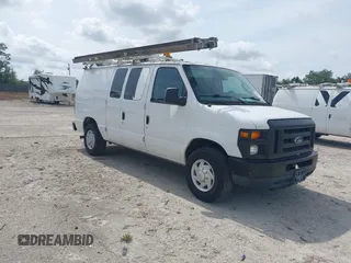 2012 Ford Econoline Cargo Commercial z VIN 1FTNE2EL3CDB10446, wystawiony jako IAAI lot #42181511 z przebiegiem 139 608 mil mil oraz . Historia ofert i sprzedaży dostępna na DreamBid. Obrazek 1.