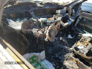 2017 Ram 1500 Tradesman z VIN 3C6JR6DT9HG631829, wystawiony jako Copart lot #48333395 z przebiegiem Nie podano mil oraz Nie do naprawy • Non repairable. Historia ofert i sprzedaży dostępna na DreamBid. Obrazek 8.