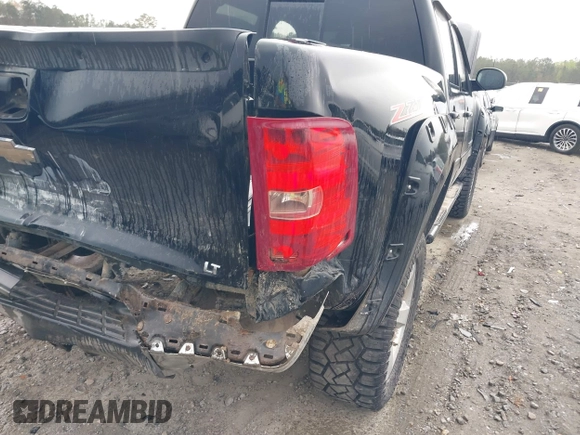 2009 Chevrolet Silverado 1500 LT with VIN 3GCEK23399G271715, listed as a IAAI auction lot 41863258 with 227,380 mi miles and . Bid and sale history available at DreamBid. Image 6.