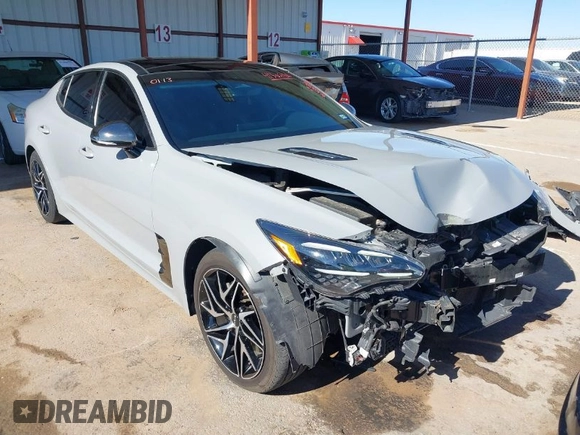 2022 Kia Stinger GT-Line with VIN KNAE35LD2N6101177, listed as a IAAI auction lot 41305406 with 60,196 mi miles. Bid and sale history available at carsss.com. Image 1.