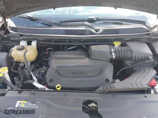 2019 Chrysler Pacifica Touring L with VIN 2C4RC1BG7KR627074, listed as a IAAI auction lot 41930694 with 69,210 mi miles. Bid and sale history available at carsss.com. Image 10.