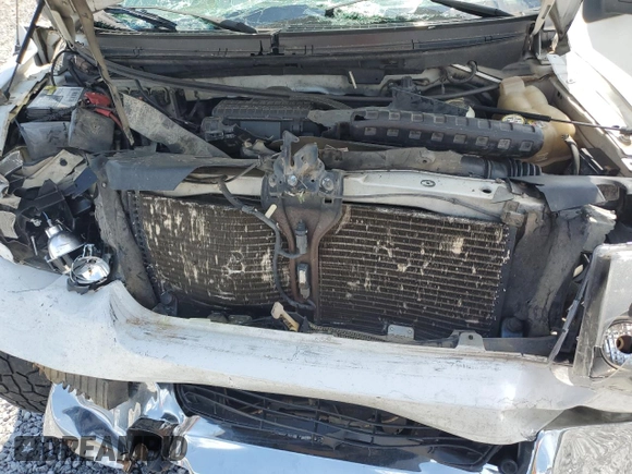 2005 Ford F-150 XLT with VIN 1FTPW14515FA22134, listed as a Copart auction lot 62687005 with 376,363 mi miles and Salvage title. Bid and sale history available at DreamBid. Image 11.