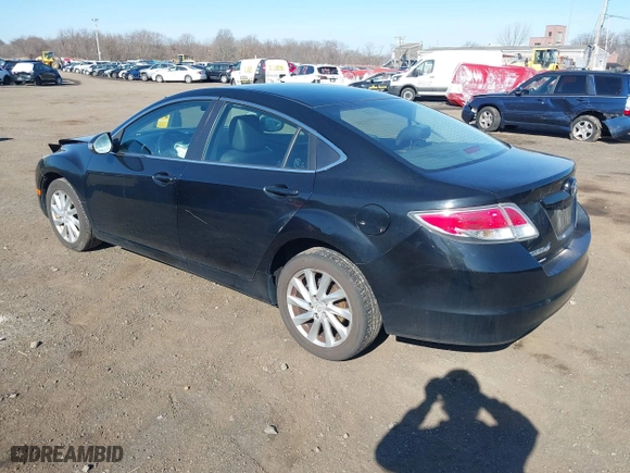 2011 Mazda Mazda6 i Touring with VIN 1YVHZ8CH7B5M02283, listed as a IAAI auction lot 41769137 with 157,972 mi miles. Bid and sale history available at carsss.com. Image 3.
