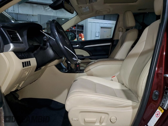 2019 Toyota Highlander SE z VIN 5TDJZRFH8KS918297, wystawiony jako Copart lot #53847475 z przebiegiem 50 672 mil mil oraz Szkoda całkowita • Salvage title. Historia ofert i sprzedaży dostępna na DreamBid. Obrazek 7.