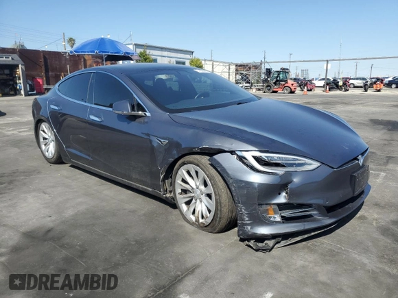 2019 Tesla Model S 75D with VIN 5YJSA1E2XKF305595, listed as a Copart auction lot 51838965 with Not provided miles and Salvage title. Bid and sale history available at DreamBid. Image 4.