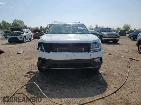 2018 Volkswagen Atlas SEL Premium z VIN 1V2NR2CAXJC539249, wystawiony jako Copart lot #55992035 z przebiegiem 132 814 mil mil oraz Szkoda całkowita • Salvage title. Historia ofert i sprzedaży dostępna na DreamBid. Obrazek 13.