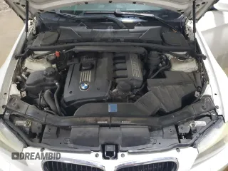2009 BMW 3 Series 328i xDrive with VIN WBAPK53579A513151, listed as a Copart auction lot 63041215 with 164,631 mi miles and Salvage title. Bid and sale history available at DreamBid. Image 11.