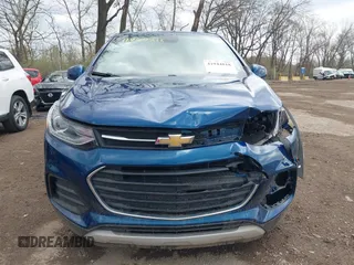 2019 Chevrolet Trax LT z VIN 3GNCJLSB1KL281331, wystawiony jako IAAI lot #41944818 z przebiegiem 119 314 mil mil oraz . Historia ofert i sprzedaży dostępna na DreamBid. Obrazek 12.