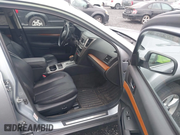 2013 Subaru Outback Limited with VIN 4S4BRBKC2D3293708, listed as a IAAI auction lot 42648291 with 197,621 mi miles and . Bid and sale history available at DreamBid. Image 5.