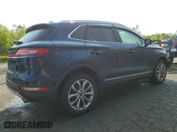 2017 Lincoln MKC Select with VIN 5LMCJ2D90HUL54709, listed as a Copart auction lot 59224785 with 70,318 mi miles and Clean title. Bid and sale history available at DreamBid. Image 3.