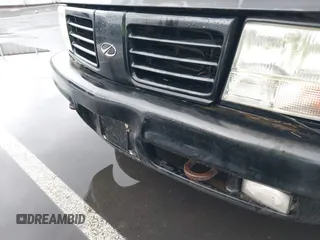 1999 Oldsmobile Bravada z VIN 1GHDT13W0X2712225, wystawiony jako IAAI lot #41550117 z przebiegiem 170 706 mil mil oraz . Historia ofert i sprzedaży dostępna na DreamBid. Obrazek 12.