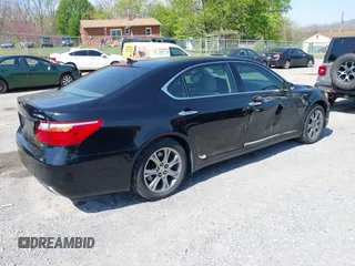 2012 Lexus LS 460 L z VIN JTHDL1EF8C5004721, wystawiony jako IAAI lot #42015933 z przebiegiem 155 540 mil mil oraz . Historia ofert i sprzedaży dostępna na DreamBid. Obrazek 4.