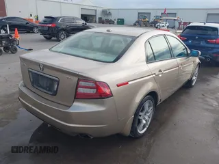 2007 Acura TL with VIN 19UUA662X7A001351, listed as a IAAI auction lot 41867038 with 180,214 mi miles. Bid and sale history available at carsss.com. Image 4.
