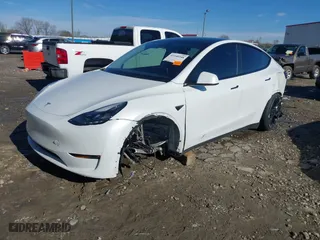 2022 Tesla Model Y Performance with VIN 7SAYGDEF7NF537401, listed as a IAAI auction lot 41540346 with NaN miles. Bid and sale history available at carsss.com. Image 19.