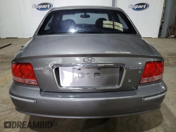 2004 Hyundai Sonata GLS with VIN KMHWF35H84A053713, listed as a Copart auction lot 47897725 with 158,529 mi miles and Salvage Title. Bid and sale history available at carsss.com. Image 6.