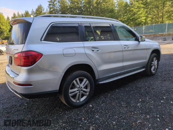 2016 Mercedes-Benz GL with VIN 4JGDF2EE6GA690093, listed as a Copart auction lot 70242344 with 135,503 mi miles and Clean Title. Bid and sale history available at carsss.com. Image 3.