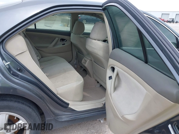 2009 Toyota Camry with VIN 4T1BE46K49U277973, listed as a IAAI auction lot 42059451 with 176,202 mi miles. Bid and sale history available at carsss.com. Image 8.