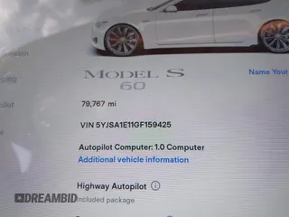 2016 Tesla Model S 70 z VIN 5YJSA1E11GF159425, wystawiony jako IAAI lot #42377639 z przebiegiem 79 767 mil mil oraz . Historia ofert i sprzedaży dostępna na DreamBid. Obrazek 16.