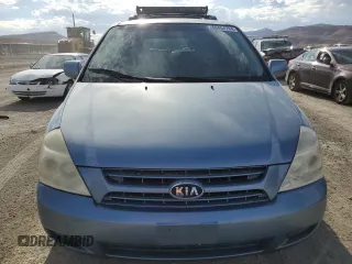 2008 Kia Sedona with VIN KNDMB133686267031, listed as a Copart auction lot 69464784 with 160,358 mi miles and Salvage Title. Bid and sale history available at carsss.com. Image 5.