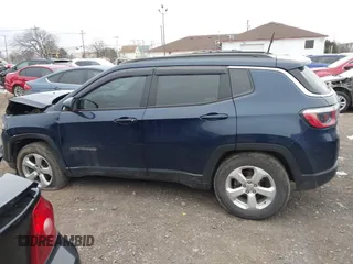 2018 Jeep Compass Latitude with VIN 3C4NJDBBXJT467634, listed as a IAAI auction lot 41305065 with 73,573 mi miles. Bid and sale history available at carsss.com. Image 14.