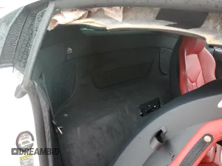 2018 Audi R8 V10 z VIN WUABAAFX5J7902445, wystawiony jako Copart lot #56587934 z przebiegiem Nie podano mil oraz Szkody całkowita. Historia ofert i sprzedaży dostępna na DreamBid. Obrazek 10.